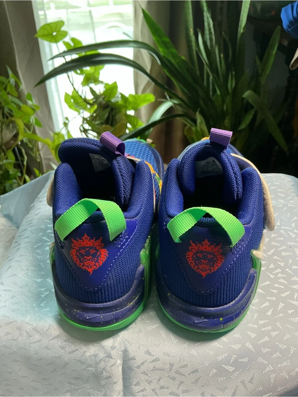 Nike navy lebron